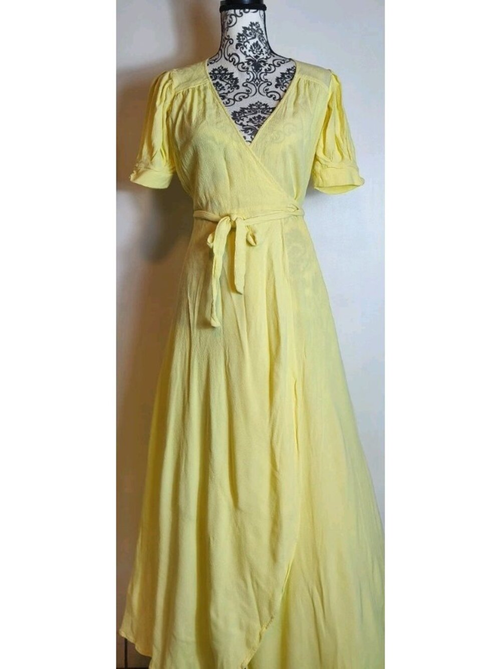 Reformation Winslow Yellow Wrap Maxi Dress Women's S V-Neck Puff Sleeve Crepe - Picture 2 of 16